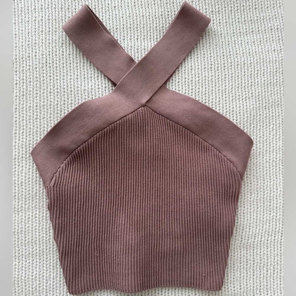 Aritzia Babaton Sculpt Knit Criss Cross Cropped Tank Size XS - Picture 2 of 8